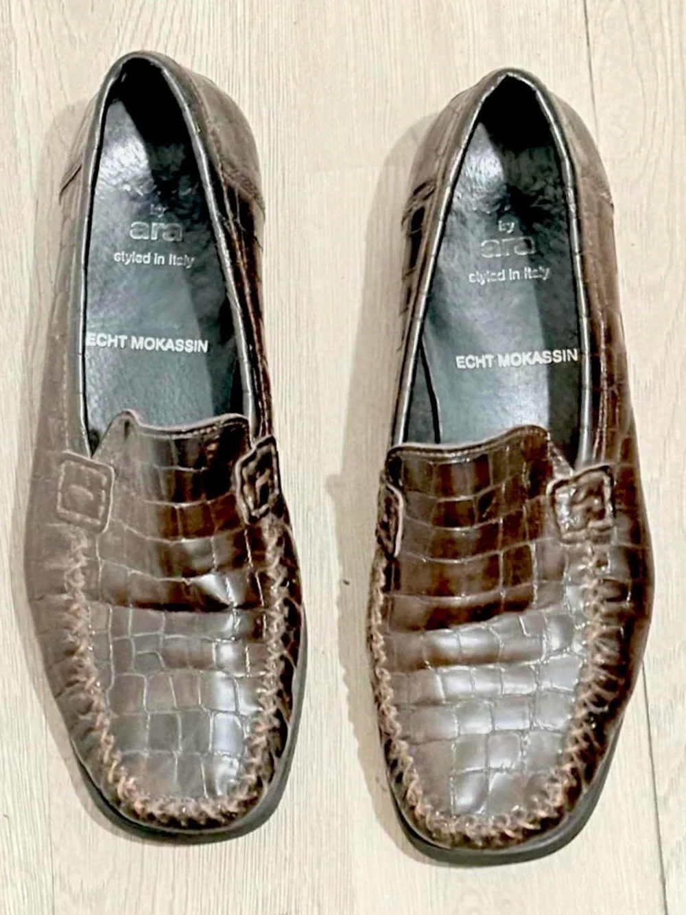 Ara Brown Croc-Embossed Leather Slip-On Moccasins